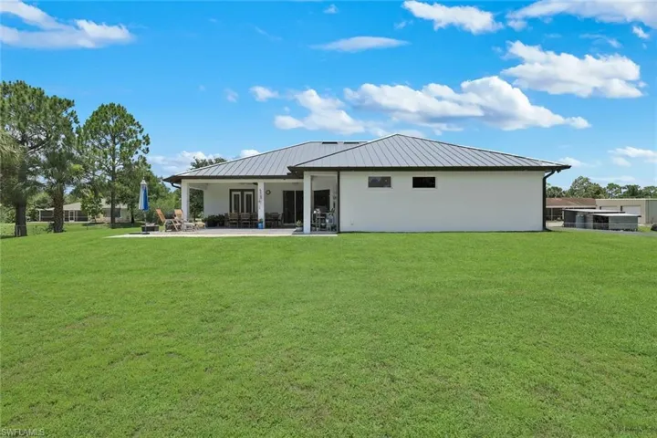 1160 13th St Sw, Naples, Florida 34117