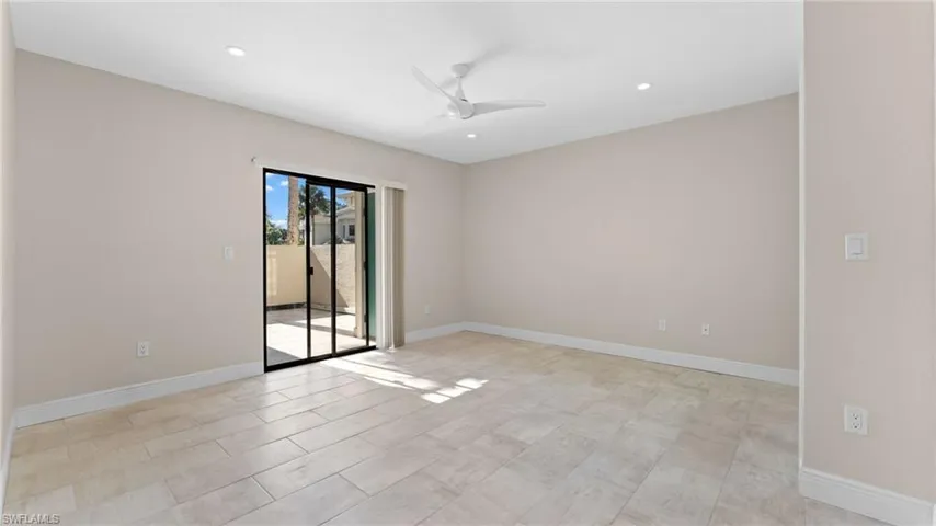 Unfurnished room with ceiling fan
