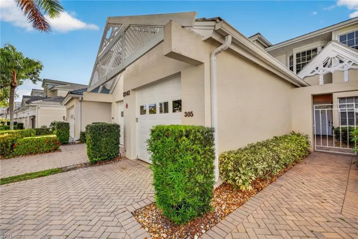 8540  Mystic Greens  WAY, Naples, FL 34113