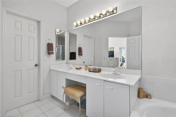 8540  Mystic Greens  WAY, Naples, FL 34113