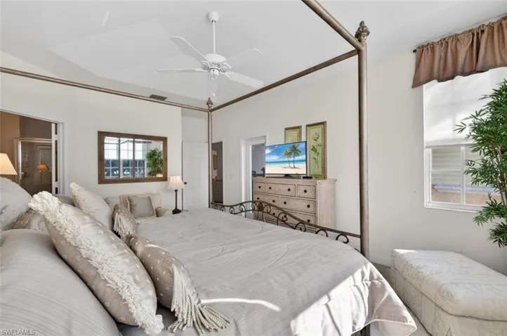 8540  Mystic Greens  WAY, Naples, FL 34113