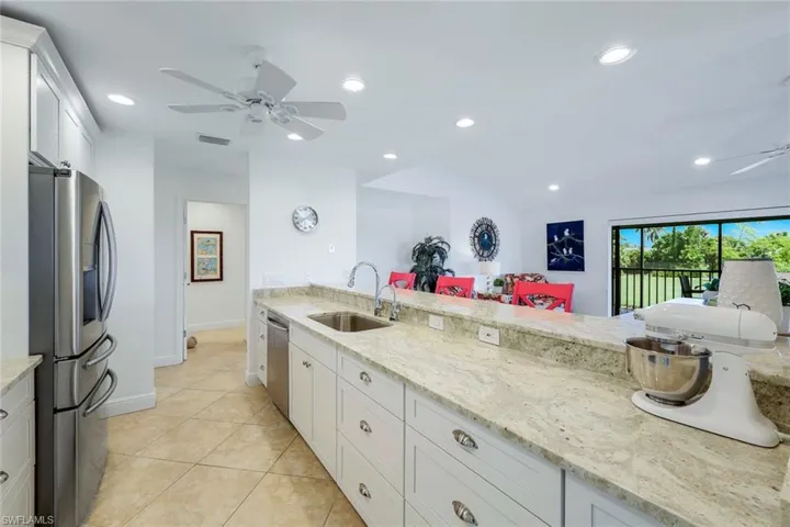 Island Working Area is Perfect for Multiple Cooks in The Kitchen!