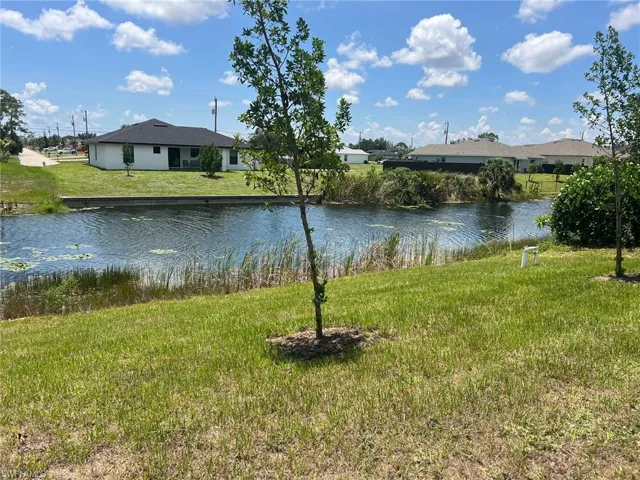 3512 Ne 17th Pl, Cape Coral, Florida 33909