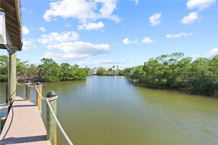 Waterway to paradise!!