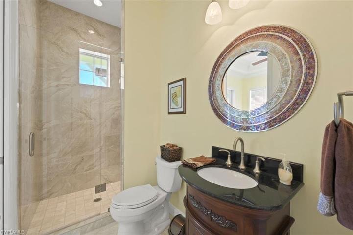 Guest bathroom 1