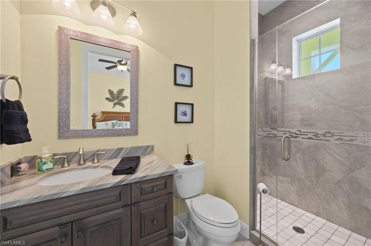 Guest bathroom 2