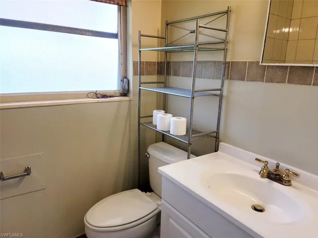 114  Florida  RD, Lehigh Acres, FL 33936