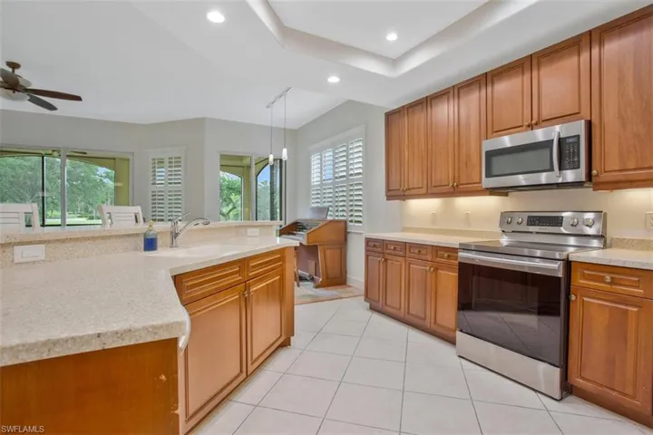 9398  Aviano  DR, Fort Myers, FL 33913