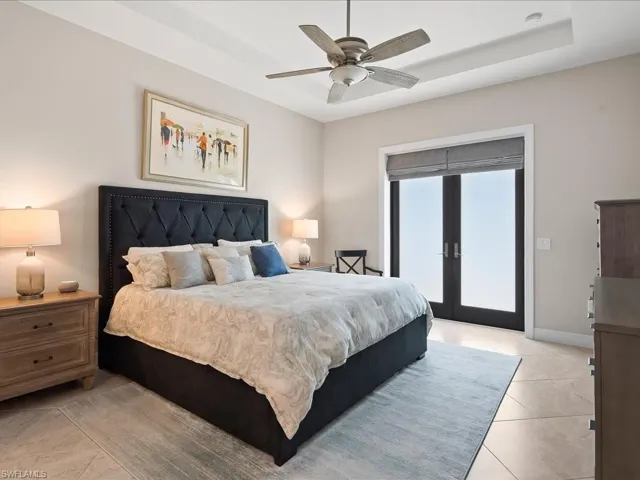 7225  Wilton  DR, Naples, FL 34109