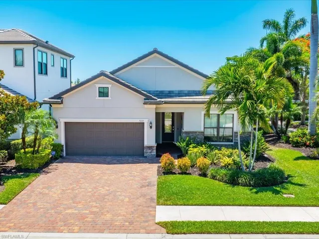 7225  Wilton  DR, Naples, FL 34109