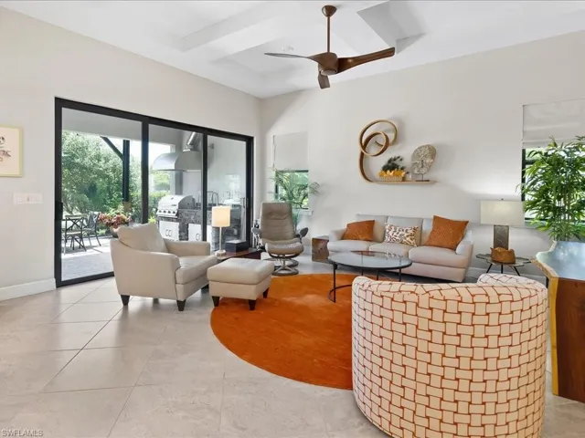 7225 Wilton Dr, Naples, Florida 34109