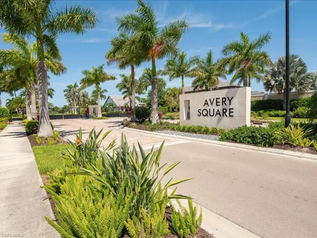 7225 Wilton Dr, Naples, Florida 34109