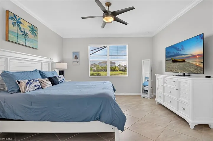 2130  Hamlin  ST, Naples, FL 34120