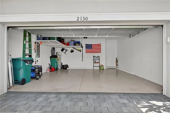 2130  Hamlin  ST, Naples, FL 34120