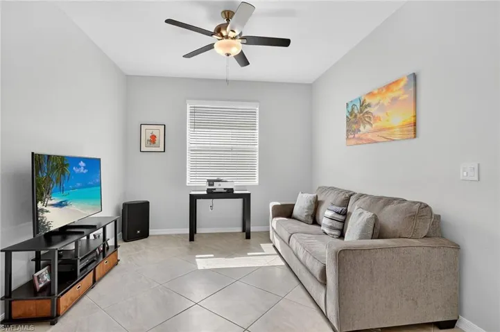 2130  Hamlin  ST, Naples, FL 34120