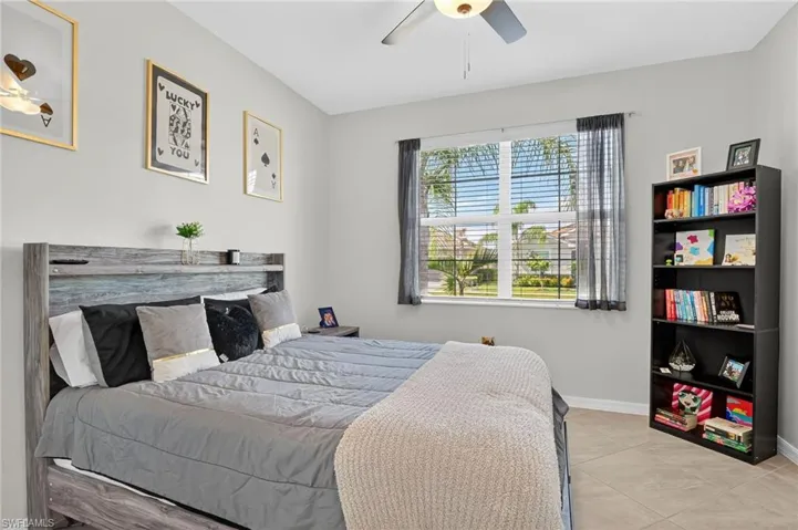 2130  Hamlin  ST, Naples, FL 34120