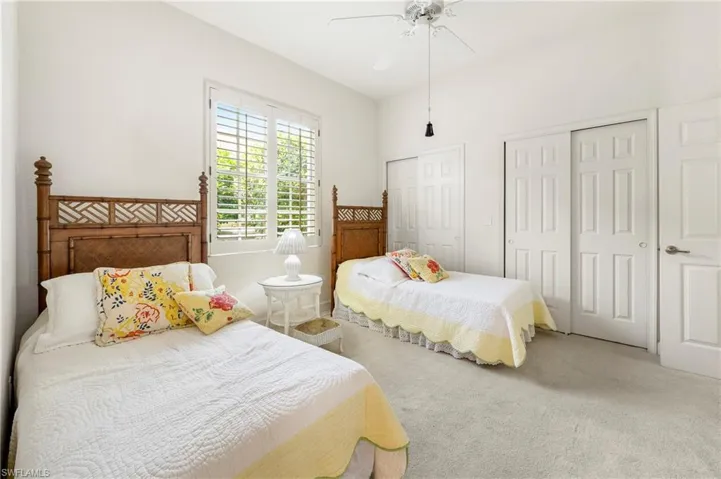 2296 Island Cove Cir, Naples, Florida 34109