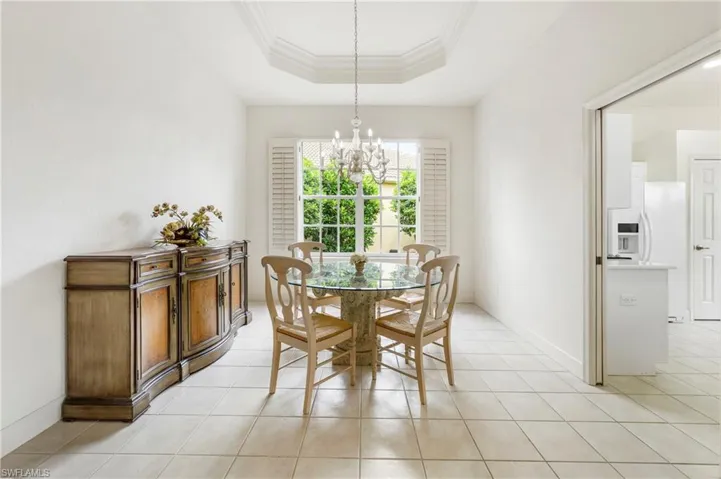 2296  Island Cove  CIR, Naples, FL 34109
