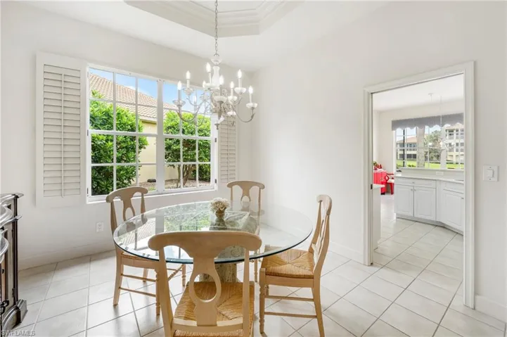 2296 Island Cove Cir, Naples, Florida 34109