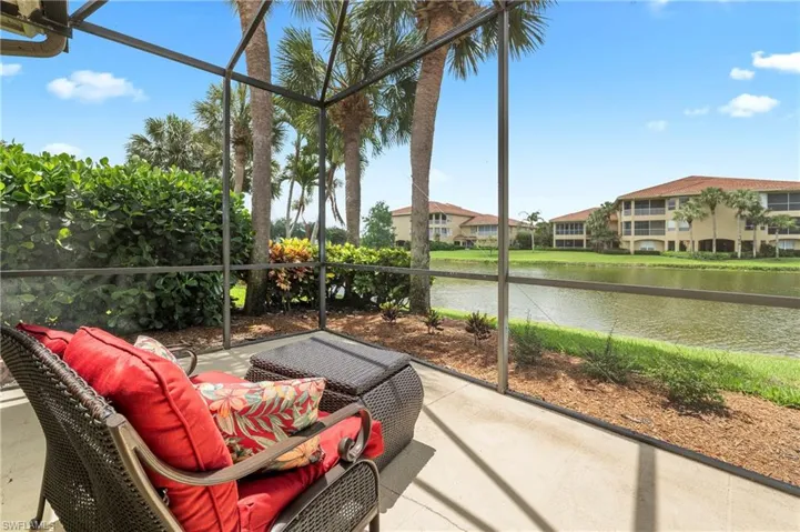 2296 Island Cove Cir, Naples, Florida 34109