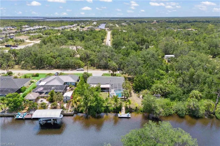 Paddle straight from your backyard dock into peaceful canals and all the way out to the Gulf—perfect for kayaking adventures.