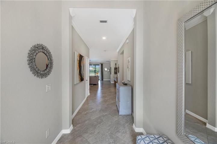 Light & Bright Foyer