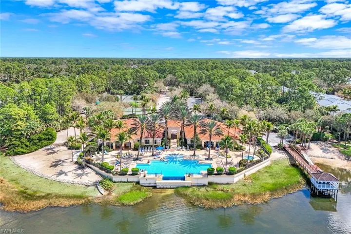 2040 Tarpon Bay Dr N 201, Naples, Florida 34119