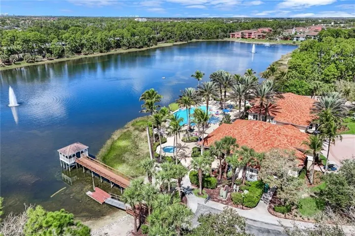 2040 Tarpon Bay Dr N 201, Naples, Florida 34119
