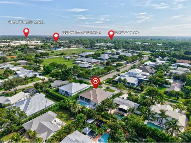 1343 12th St N, Naples, Florida 34102