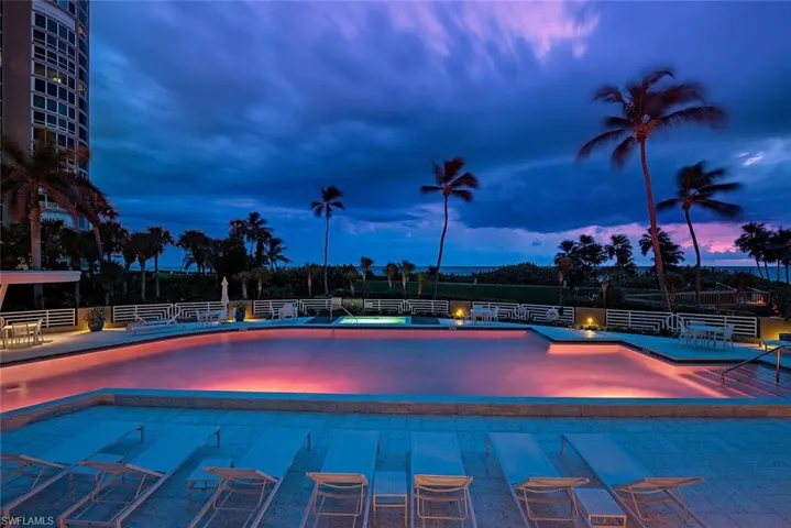 4651  Gulf Shore N BLVD, Naples, FL 34103