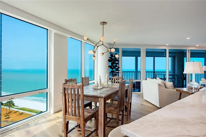 4651  Gulf Shore N BLVD, Naples, FL 34103