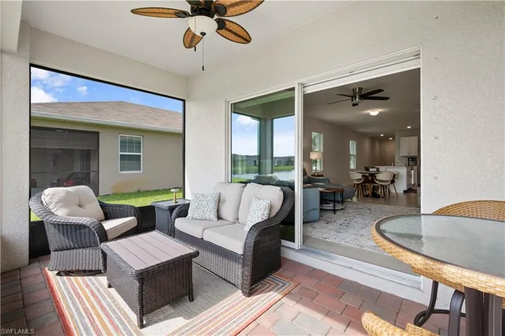Screened in Lanai