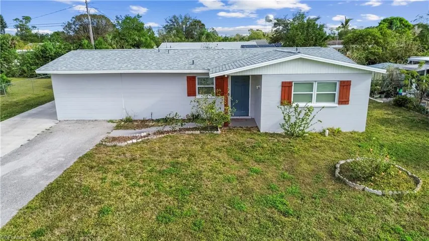 805 Perry Ave, Lehigh Acres Fl 33936