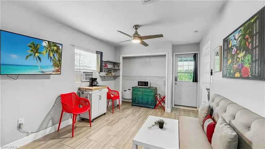 805 Perry Ave, Lehigh Acres Fl 33936