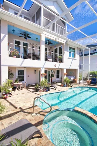 SPA and Heated Pool
