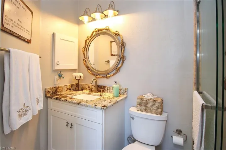Second En-Suite Bathroom