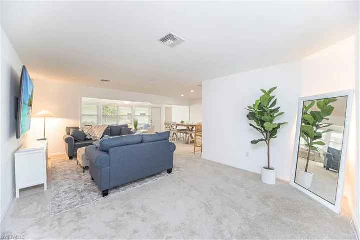 2983 Binnacle Dr, Naples, Florida 34103