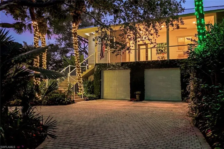 Maliciously designed and thoughtfully updated GULF ACCESS home....