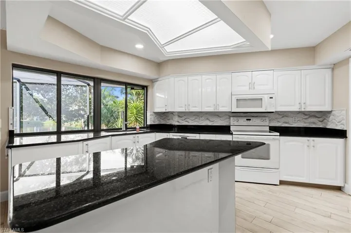 12331 Oak Brook Ct, Fort Myers, Florida 33908
