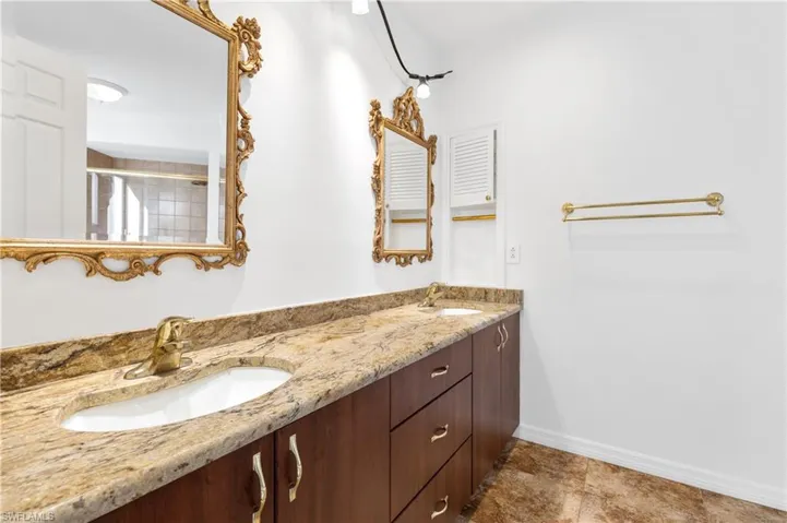12331 Oak Brook Ct, Fort Myers, Florida 33908