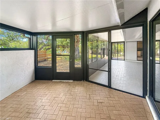 12331 Oak Brook Ct, Fort Myers, Florida 33908