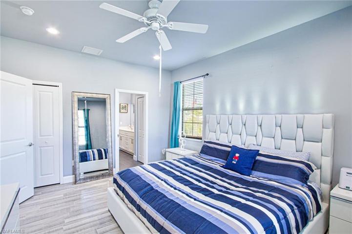 3803 SE 4th AVE, CAPE CORAL FL 33904