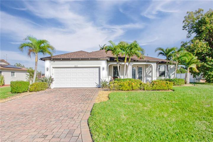 3803 SE 4th AVE, CAPE CORAL FL 33904