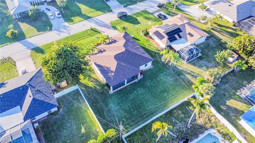 3803 SE 4th AVE, CAPE CORAL FL 33904