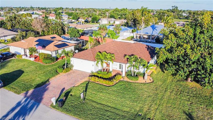 3803 SE 4th AVE, CAPE CORAL FL 33904