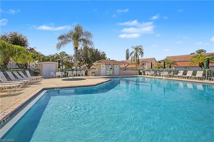 7065 Dennis Cir F103, Naples, Florida 34104