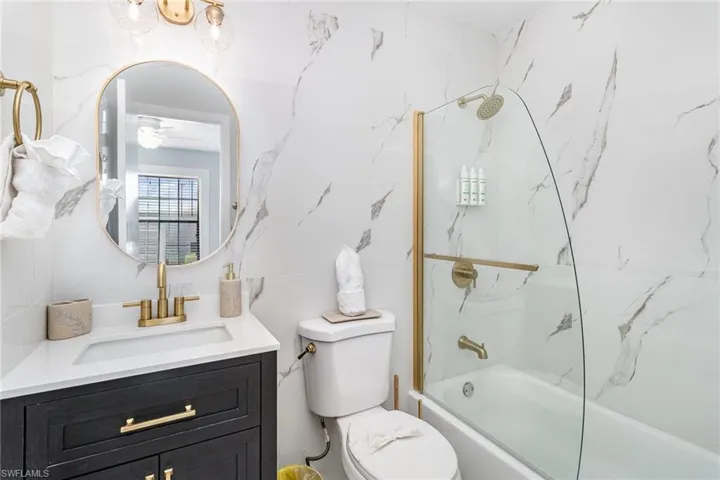 146  Clyburn W WAY, Marco Island, FL 34145
