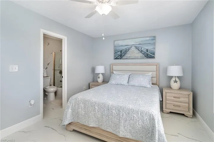 146  Clyburn W WAY, Marco Island, FL 34145