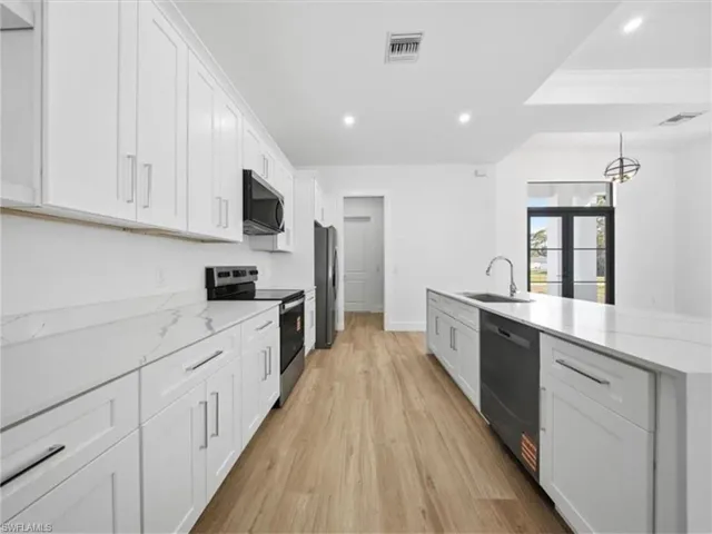 6125 Hershey Ave, Fort Myers, Florida 33905