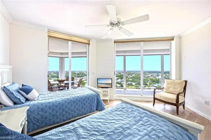 60 Seagate Dr 1606, Naples, Florida 34103